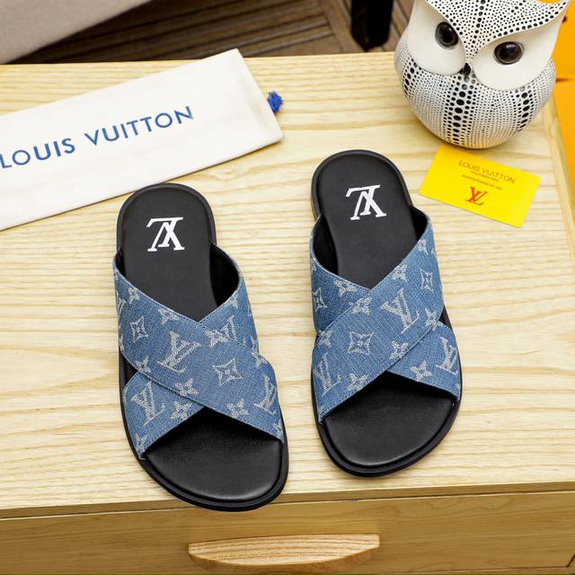 工厂价 Louis Vuitton 路易威登 新款官网爆款！原版一比一复刻，那种沉稳内涵儒雅的品味无法言喻的开启时尚鞋履的旅程从容应对各种场合！大牌的气势不言而